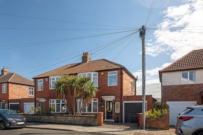 3 Bedroom Semi-Detached House For Sale In Dimbula Gardens, High Heaton, Newcastle Upon Tyne, NE7