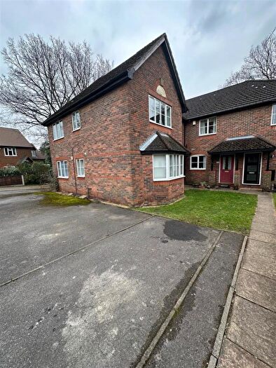 2 Bedroom Apartment To Rent In Poplar Way, Hedge End, Southampton, SO30