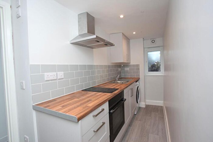 1 Bedroom Apartment To Rent In Diamond Street, Cardiff, CF24