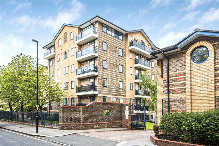 2 Bedroom Flat To Rent In Tavistock Road, Croydon, CR0