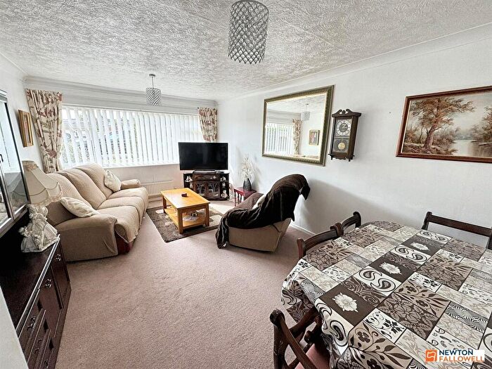 2 Bedroom Semi-Detached Bungalow For Sale In Lilac Avenue, Sutton Coldfield, B74