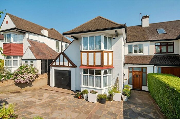 1 Bedroom Flat To Rent In Gresham Gardens, London, NW11