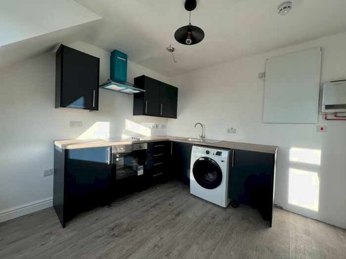 Studio To Rent In Brighton Street, Coventry, CV2