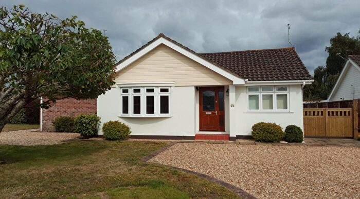 3 Bedroom Detached Bungalow For Sale In Heathfield Road, West Moors, Ferndown, BH22