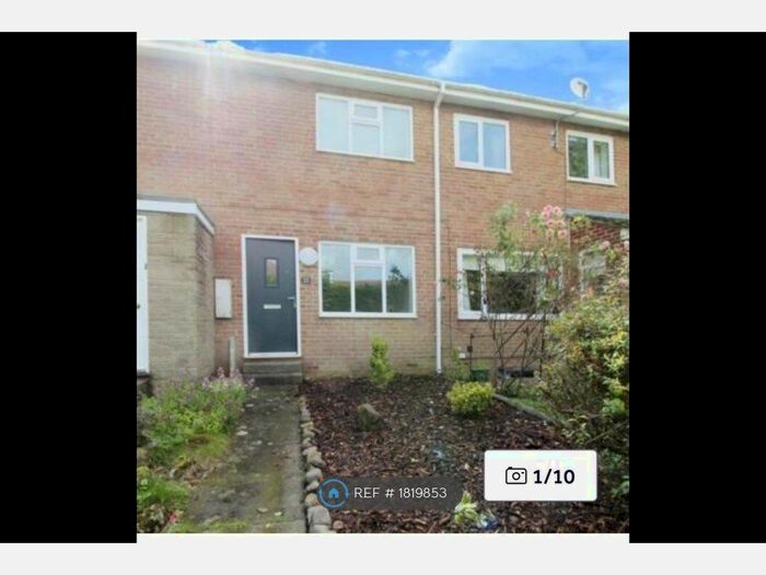 2 Bedroom Terraced House To Rent In Lambton Close, Ryton, NE40