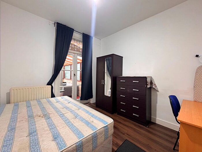 6 Bedroom Terraced House To Rent In Bellclose Road, West Drayton, UB7