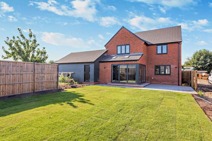 4 Bedroom Detached House For Sale In Herne Road, Ramsey, Huntingdon, PE26