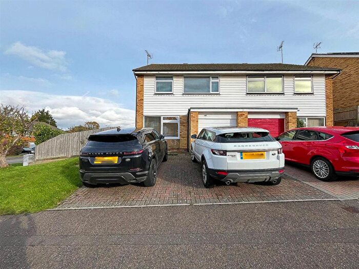 4 Bedroom Semi-Detached House To Rent In Marle Avenue, Burgess Hill, RH15