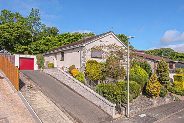 3 Bedroom Detached House For Sale In Culzean Crescent, Kirkcaldy, KY2