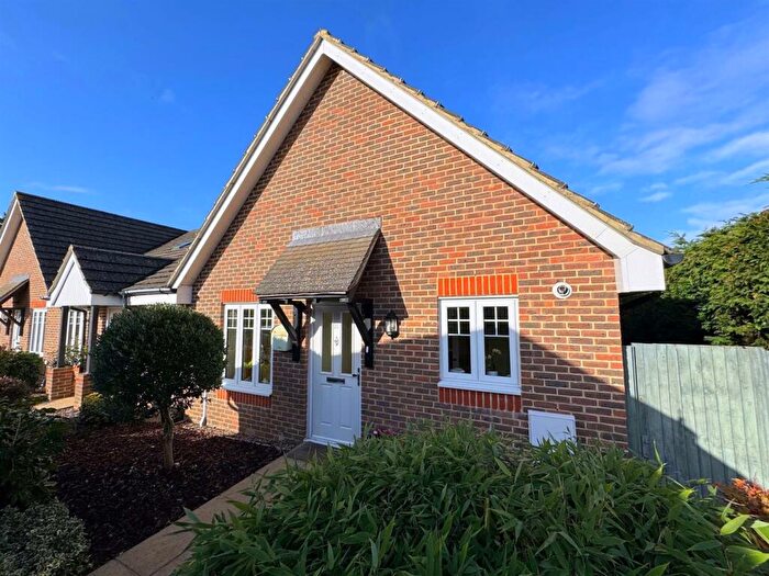 2 Bedroom Semi-Detached Bungalow For Sale In Friday Street, Eastbourne, BN23