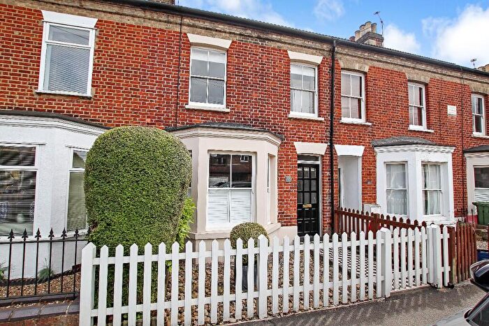 3 Bedroom Terraced House To Rent In Woodman Road, Brentwood, Essex, CM14