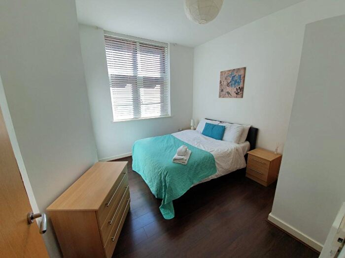 2 Bedroom Apartment To Rent In Warstone Lane, Birmingham, B18