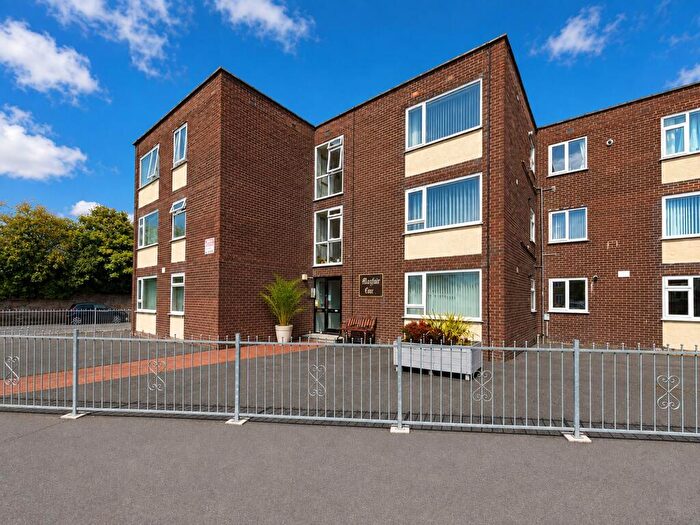 1 Bedroom Flat For Sale In Park Road, Mayfair Court, FY1