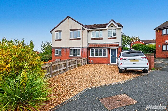 3 Bedroom Semi Detached House For Sale In Drayton Close, Runcorn, WA7
