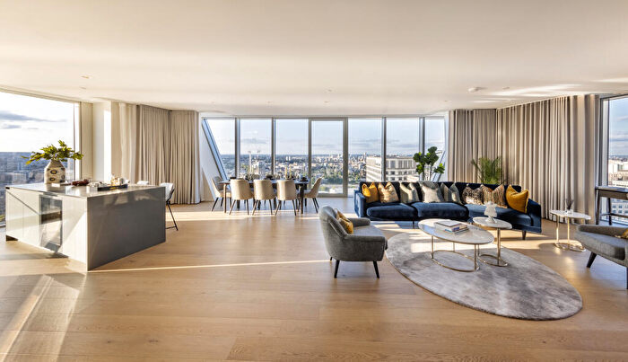 3 Bedroom Apartment To Rent In Newfoundland Place, London, E14