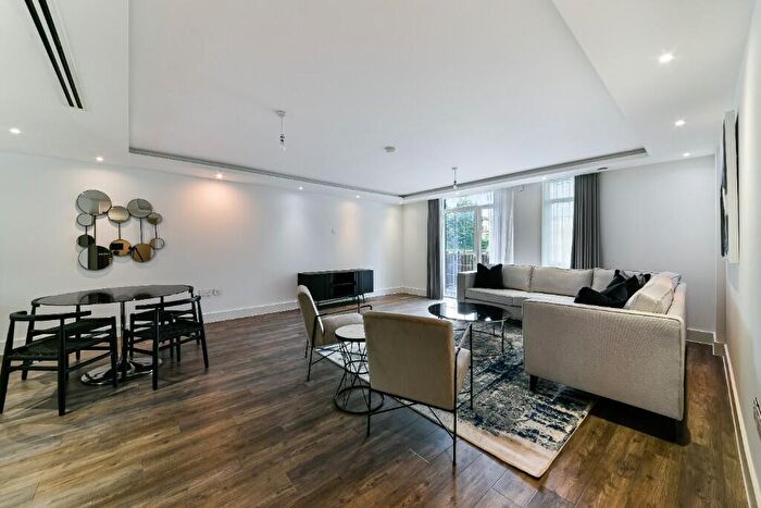 2 Bedroom Apartment To Rent In Hampstead Reach, Chandos Way, London, NW11