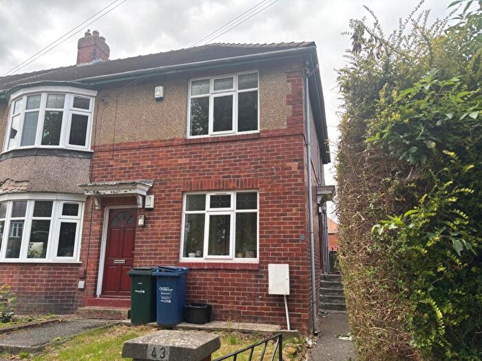 2 Bedroom Flat To Rent In Strathmore Road, Gosforth, Newcastle Upon Tyne, Tyne And Wear, NE3