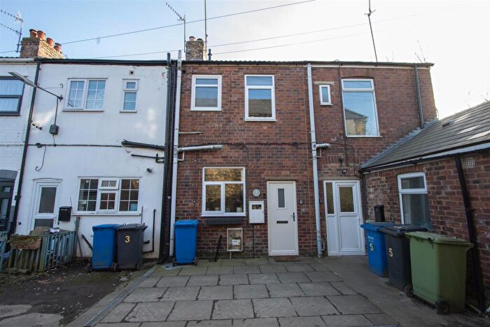 2 Bedroom Terraced House For Sale In Brook Vale, Chatsworth Road, Chesterfield, S40