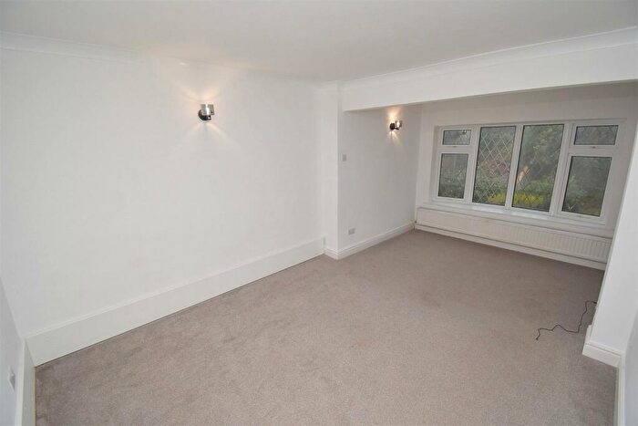 2 Bedroom End Of Terrace House To Rent In Main Road, Danbury, CM3