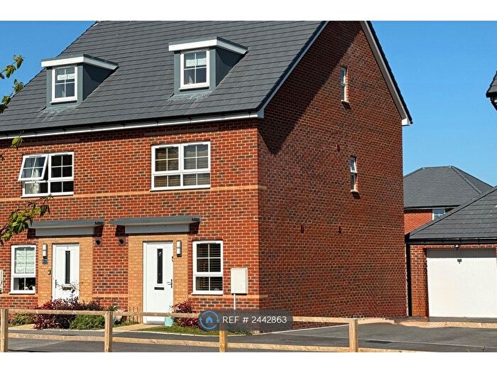 3 Bedroom Semi-Detached House To Rent In Rawlings Close, Swanage, BH19