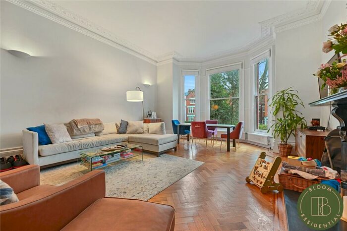 2 Bedroom Apartment To Rent In Belsize Avenue, Belsize Park, NW3