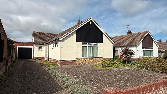 3 Bedroom Detached Bungalow For Sale In Queen Elizabeth Avenue, Margate, CT9