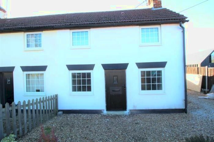 2 Bedroom Semi-Detached House To Rent In High Street, Thurleigh MK44
