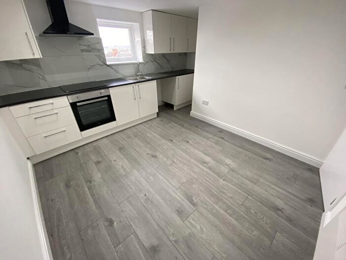 2 Bedroom Apartment To Rent In Nottingham Road, Ilkeston, DE7