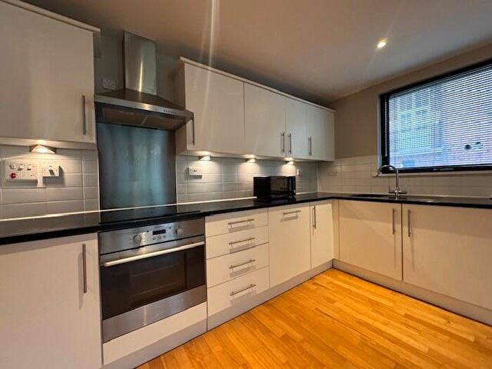 2 Bedroom Apartment To Rent In Colton Square, Leicester, LE1