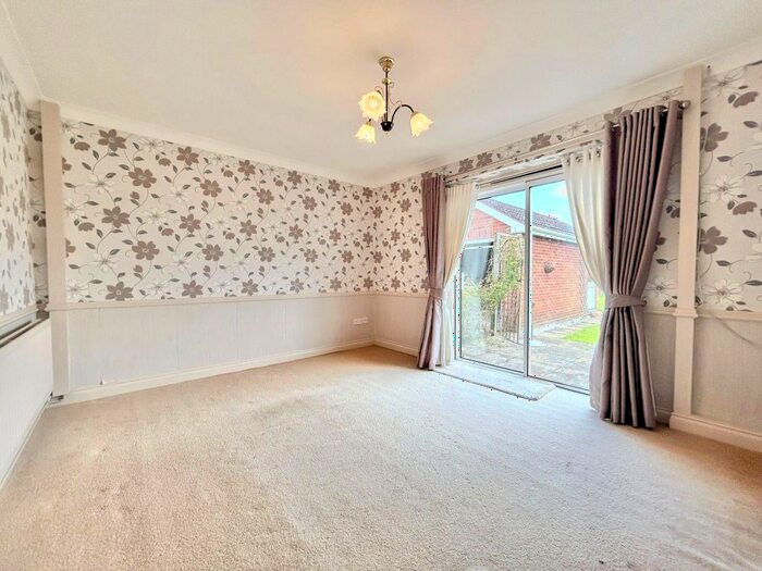 3 Bedroom Bungalow To Rent In Silchester Close, Andover, SP10