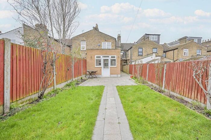 3 Bedroom Terraced House For Sale In Chingford Road, Walthamstow, London, E17