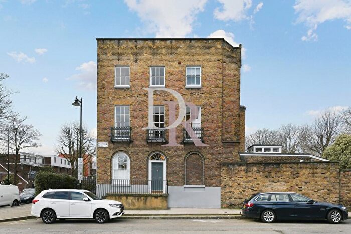 4 Bedroom Maisonette To Rent In St Paul's Road, Canonbury, N1