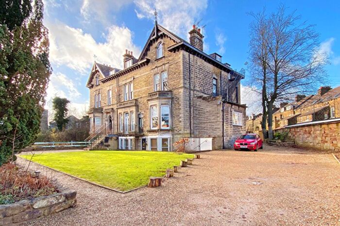 2 Bedroom Flat For Sale In Ascham House, Cold Bath Road, HG2