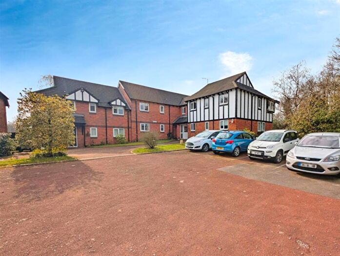 2 Bedroom Flat For Sale In Brook Court, Sandbach, CW11
