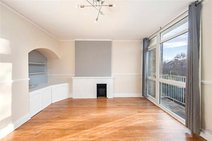 2 Bedroom Maisonette To Rent In Parkside Court, Tufnell Park Road, Tufnell Park, London, N7