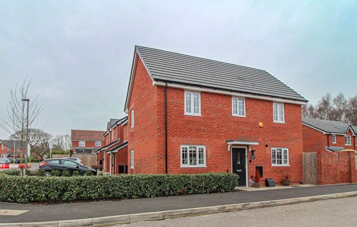 3 Bedroom Semi-detached House For Sale In Whitebridge Close, Standish, Wigan, WN6