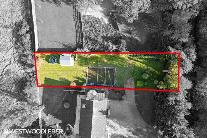 Land For Sale In Hoe Lane, Nazeing, EN9