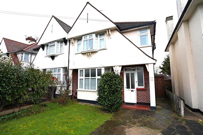 4 Bedroom Semi Detached House To Rent In Rutland Avenue, Southend On Sea, SS1