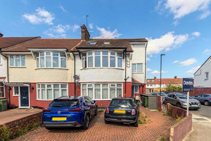 1 Bedroom Flat To Rent In Pendennis Road, London, SW16