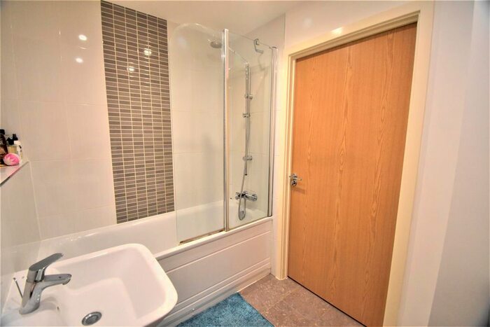 1 Bedroom Flat For Sale In Newfoundland Way, Portishead, Bristol, BS20
