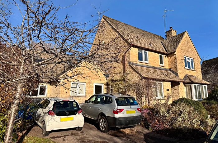 4 Bedroom Detached House For Sale In Ticknell Piece Road, Charlbury, Chipping Norton, OX7