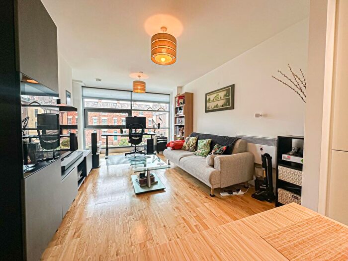 2 Bedroom Flat For Sale In Colquitt Street, Liverpool, L1