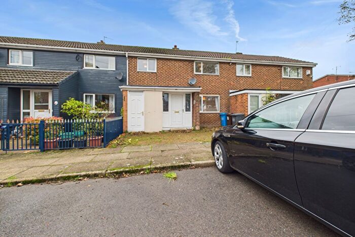 3 Bedroom Town House To Rent In Mawfa Avenue, Hemsworth, Sheffield, S14