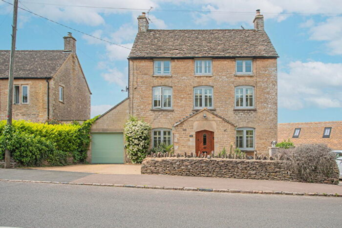 4 Bedroom Detached House For Sale In Hampton Street, Tetbury, GL8