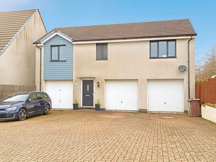 2 Bedroom Coach House For Sale In Ravenglass Close, Estover, Plymouth, PL6