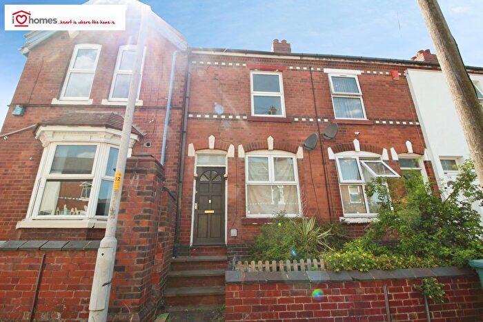 2 Bedroom Terraced House To Rent In Lewis Street, Walsall, WS2
