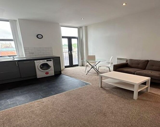 1 Bedroom Flat To Rent In Law Russell House, Vicar Lane, Bradford, West Yorkshire, BD1