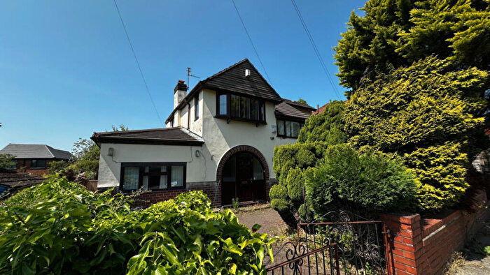 5 Bedroom Detached House For Sale In Butterstile Lane, Manchester, M25