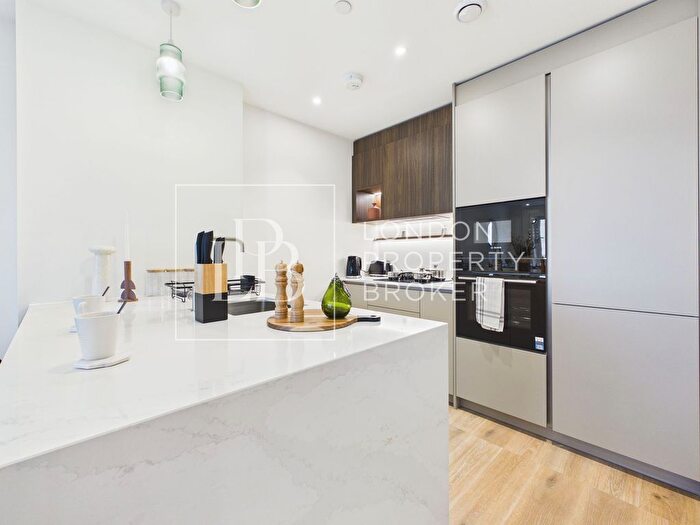 1 Bedroom Flat To Rent In Bow View Apts, Bow Green, E3