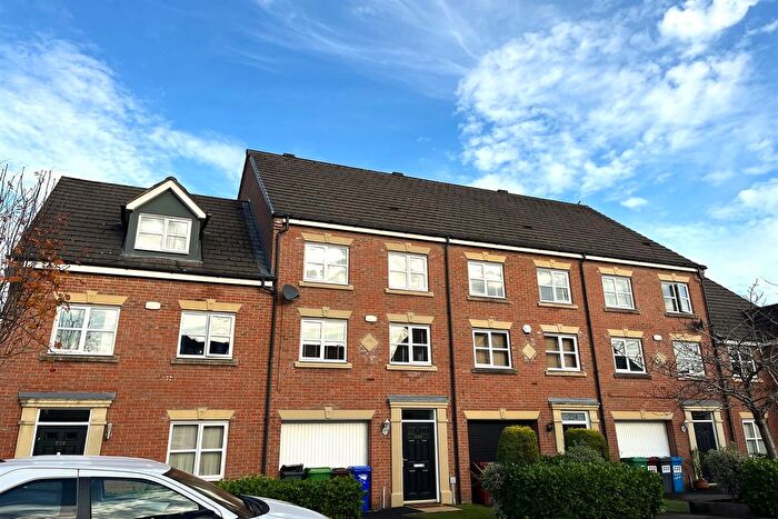 3 Bedroom Mews For Sale In Lawnhurst Avenue, Manchester, M23